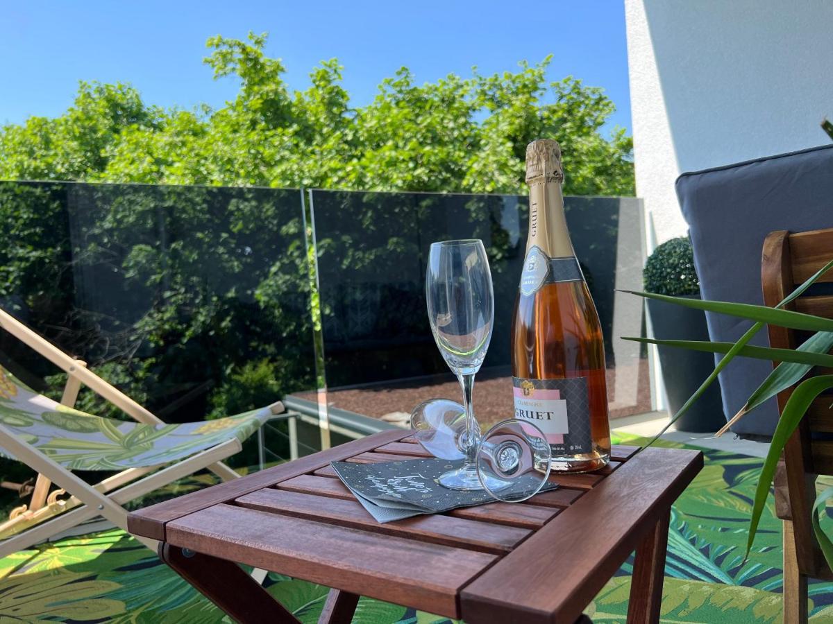 Designapartment Blue Sky -55M2-Free Parking & Wifi 格拉茨 外观 照片